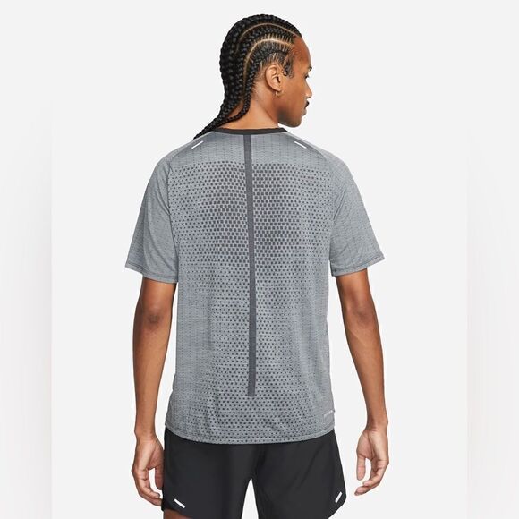 Nike Tech Running Shirt Dri-Fit Adv Slim Fit Techknit - Picture 2 of 10